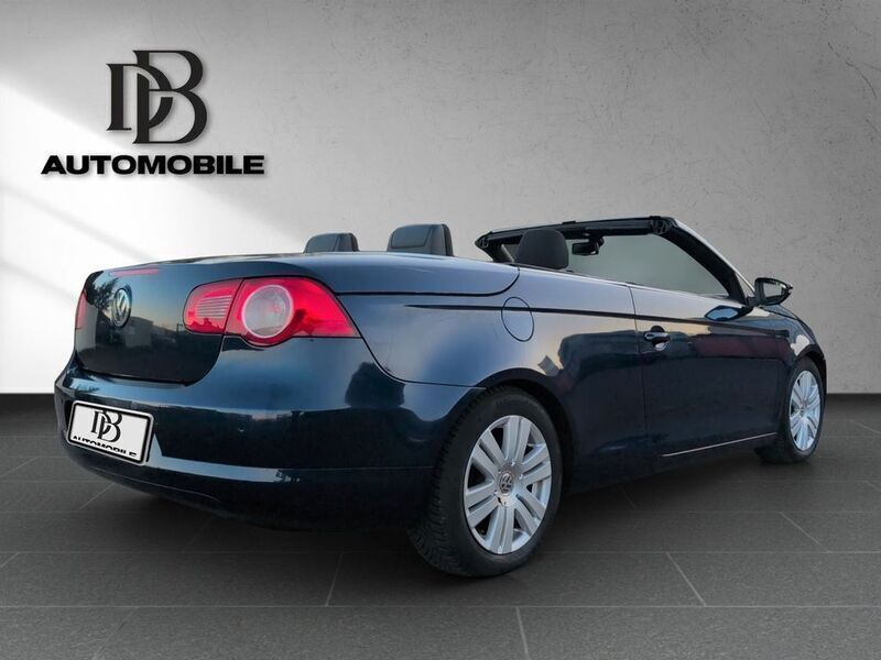 Gebraucht VW Eos 140 PS (102 kW) 2008 Blau Cabrio