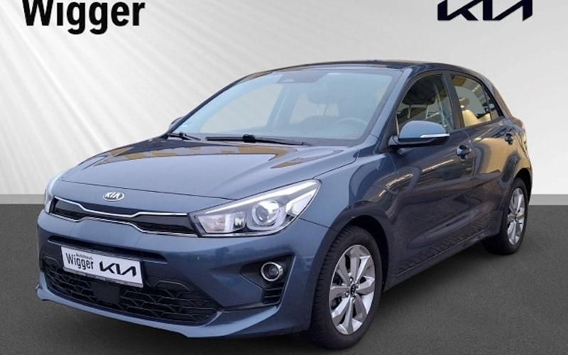 Blau Gebraucht 2021 Kia Rio Vision Limousine | 12.990 € (Fairer Preis) - Bild 1/4