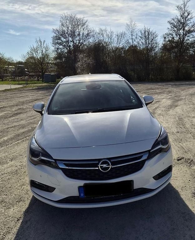 Gebraucht Opel Astra Innovation 160 PS (117 kW) 2018 Weiß Kombi
