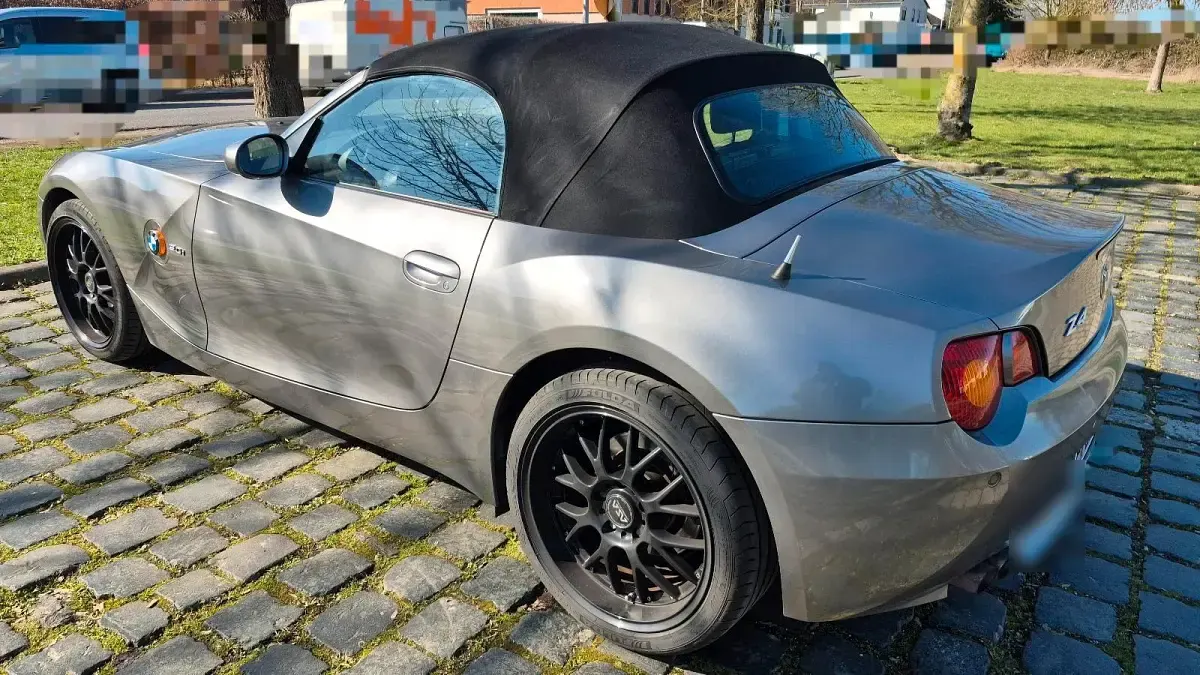 Gebraucht BMW Z4 231 PS (169 kW) 2003 Grau Cabrio