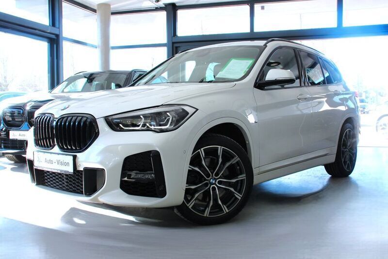 Weiß Gebraucht 2021 BMW X1 M Sport SUV | 28.800 € (Guter Preis) - Bild 1/3