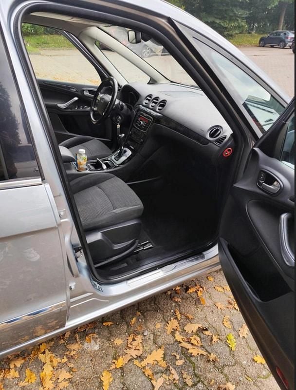 Gebraucht Ford Galaxy Titanium 140 PS (102 kW) 2011 Silber Van / Kleinbus