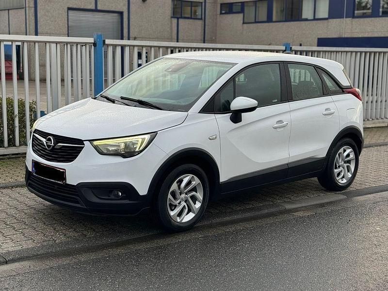 Weiß Gebraucht 2017 Opel Crossland SUV | 6.450 € (Guter Preis) - Bild 1/4