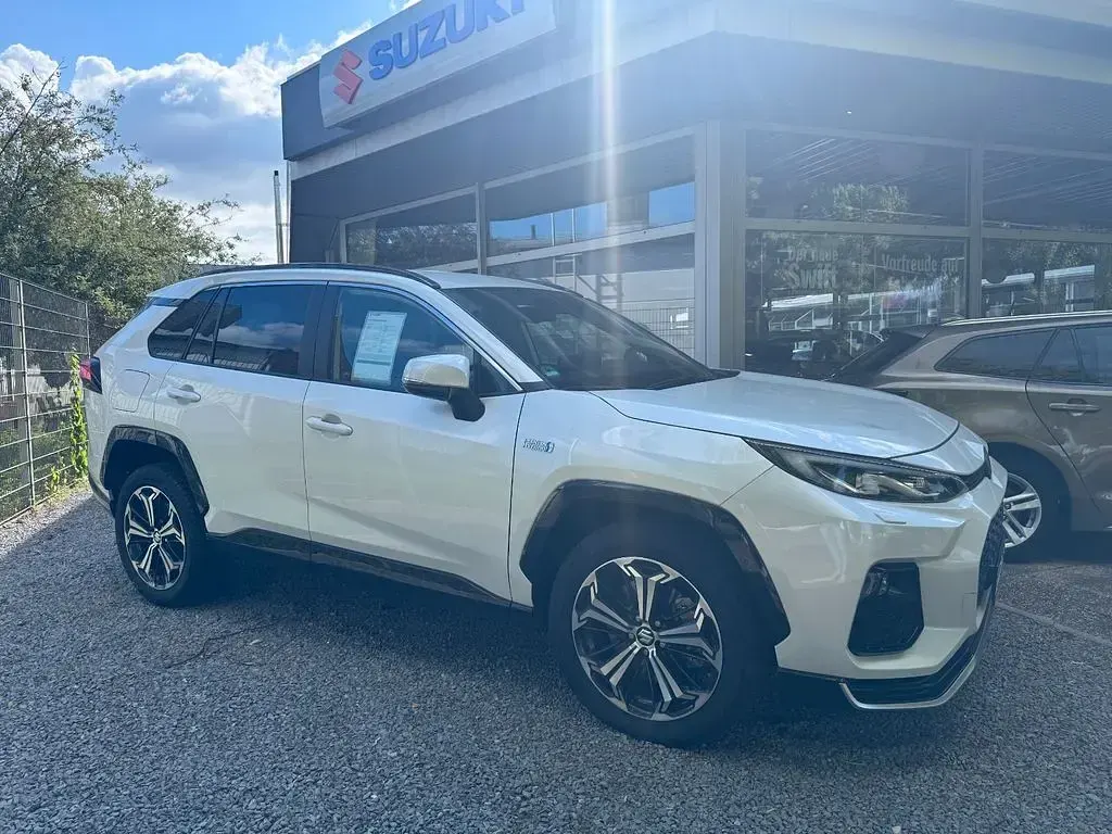 Gebraucht Suzuki Across Comfort+ 185 PS (136 kW) 2024 Weiß SUV