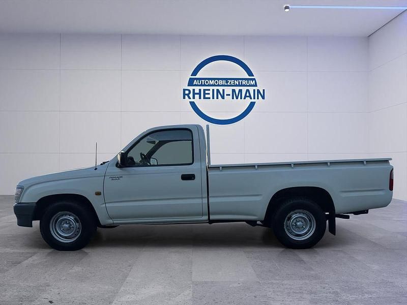 Weiß Gebraucht 2000 Toyota HiLux Abholung | 13.900 € (Fairer Preis) - Bild 1/4