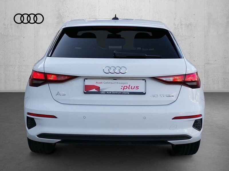 Gebraucht Audi A3 Sportback Business 204 PS (150 kW) 2022 Weiß Kleinwagen