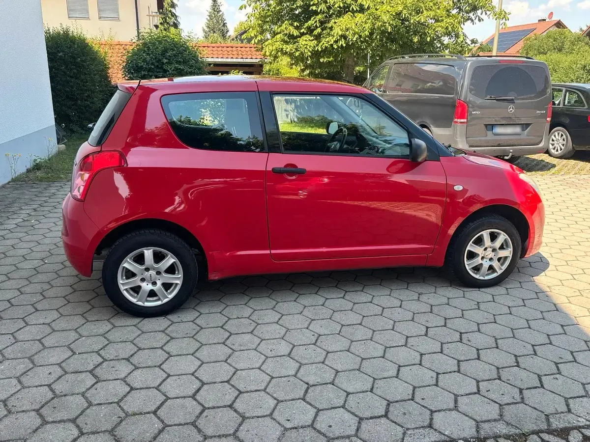 Gebraucht Suzuki Swift 92 PS (67 kW) 2008 Kleinwagen