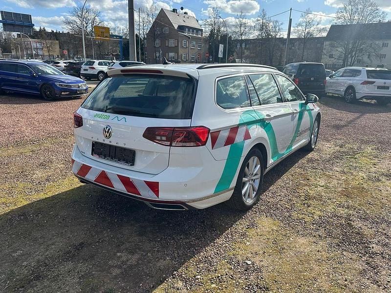 Gebraucht VW Passat GTE 218 PS (160 kW) 2020 Pure white Kombi