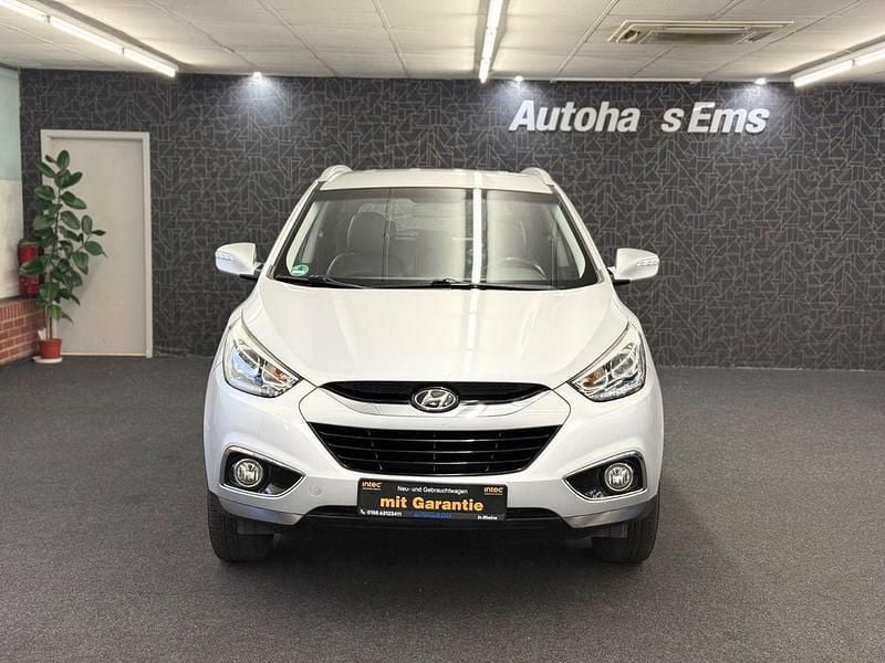 Silber Gebraucht 2015 Hyundai ix35 Edition SUV | 8.999 € (Fairer Preis) - Bild 1/4