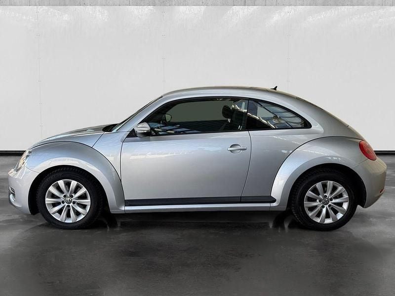 Gebraucht VW Beetle Basis 105 PS (77 kW) 2012 Silber Kleinwagen
