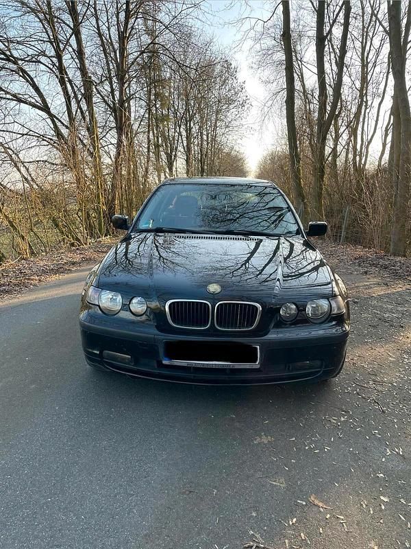 Gebraucht BMW 316 116 PS (85 kW) 2003 Schwarz Limousine