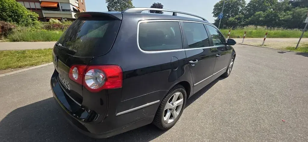 Gebraucht VW Passat Comfortline 110 PS (80 kW) 2010 Schwarz Kombi