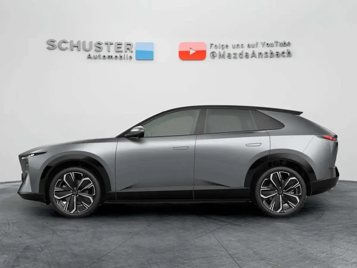 Neu Mazda CX-6e Takumi-Line 189 kW (258 PS) 2026 Grau SUV