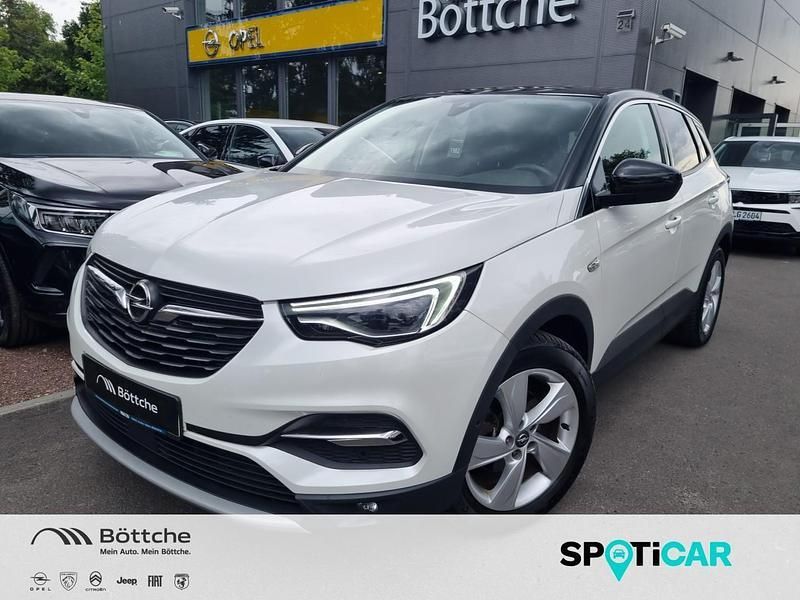 Lackierung schwarz perla nera/metallic klarlack Gebraucht 2018 Opel Grandland X Elegance SUV | 16.780 € (Teuer) - Bild 1/4