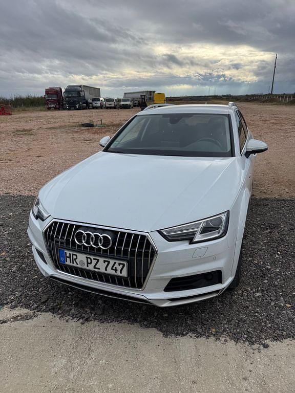 Weiß Gebraucht 2017 Audi A4 Allroad Sport Kombi | 14.700 € (Fairer Preis) - Bild 1/4