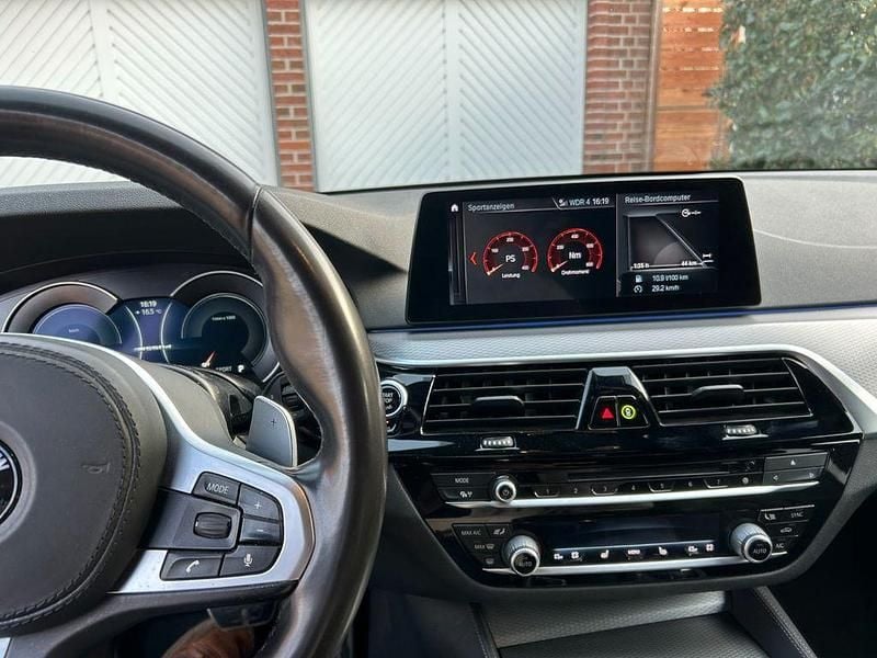 Gebraucht BMW M550 Performance 400 PS (294 kW) 2019 Grau Limousine