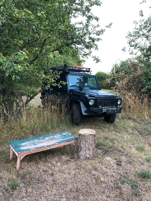 Blau Gebraucht 2025 Mercedes G290 SUV | 27.600 € - Bild 1/4