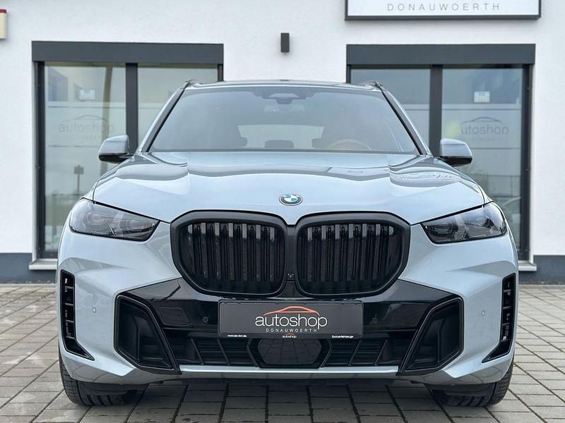 Second-hand BMW X5 Performance 298 CP (219 kW) 2024 Gri SUV