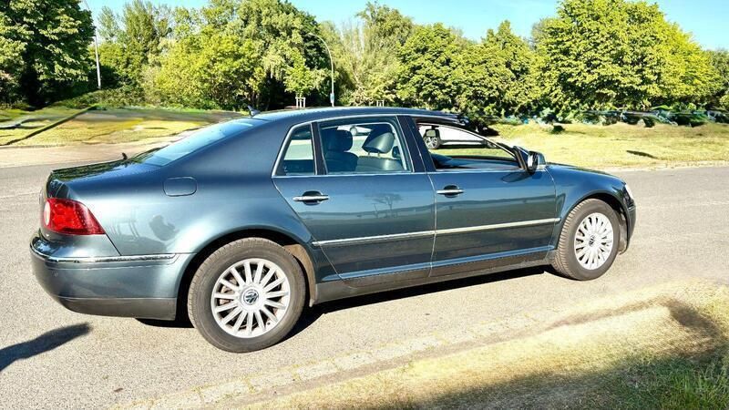 Usata VW Phaeton 239 CV (175 kW) 2008 Andere außenfarben Berlina