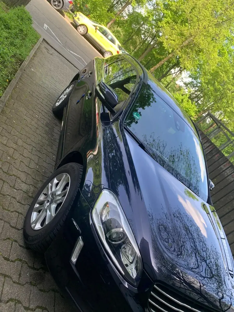 Second-hand Volvo XC60 220 CP (161 kW) 2016 Albastru SUV