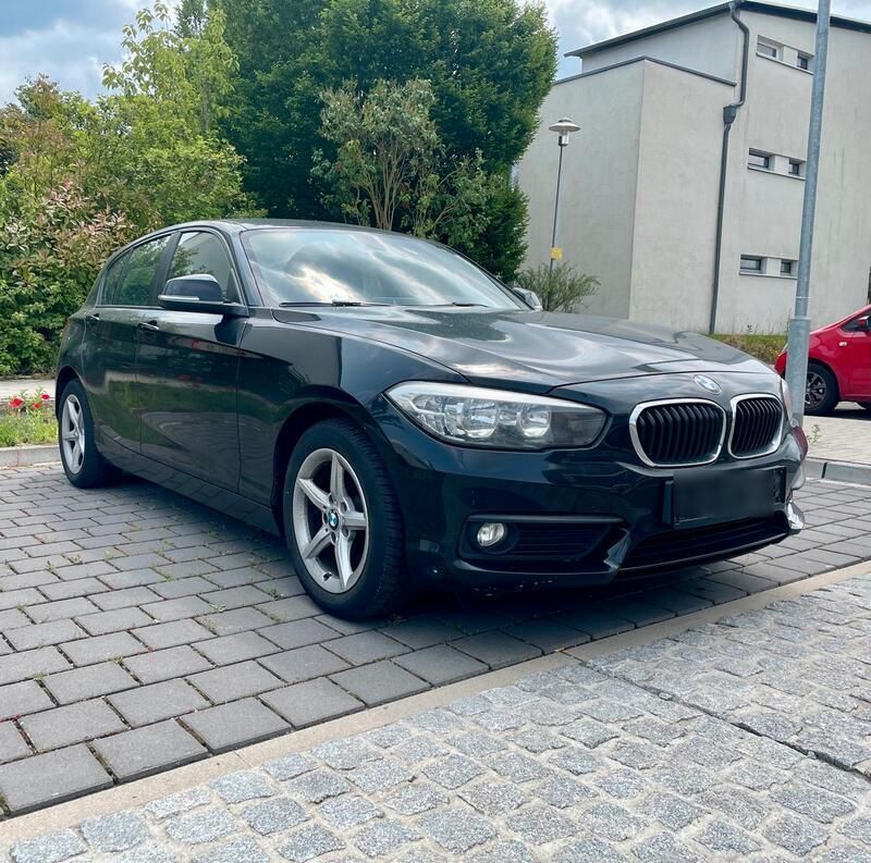 Schwarz Gebraucht 2015 BMW 118 Kleinwagen | 8.490 € - Bild 1/4