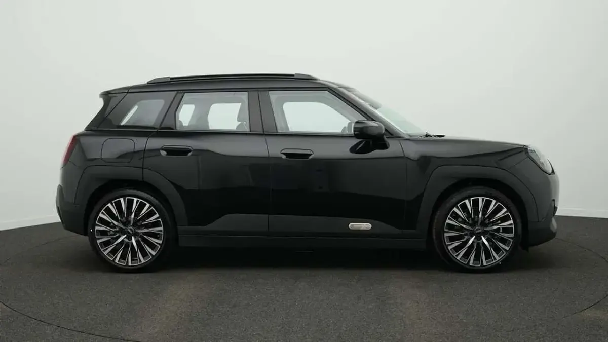 Gebraucht Mini Aceman Classic 160 kW (218 PS) 2025 Schwarz SUV