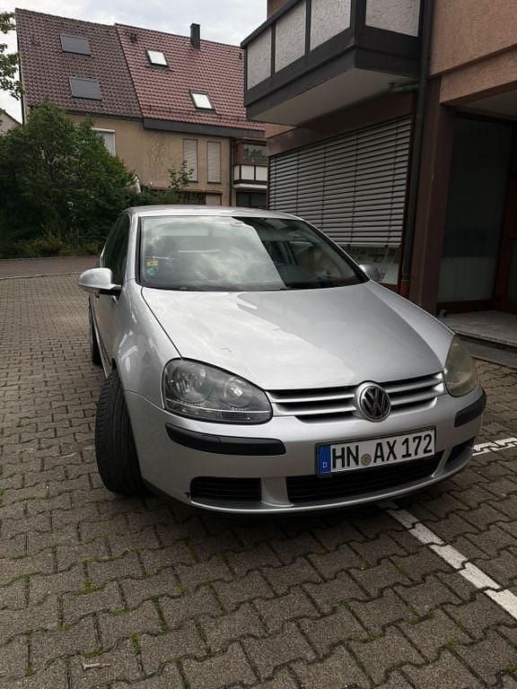 Silber Gebraucht 2005 VW Golf IV Limousine | 5.000 € (Etwas zu teuer) - Bild 1/4