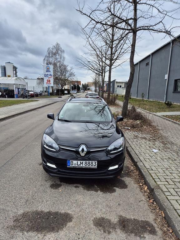 Gebraucht Renault Mégane III 116 PS (85 kW) 2015 Schwarz Limousine