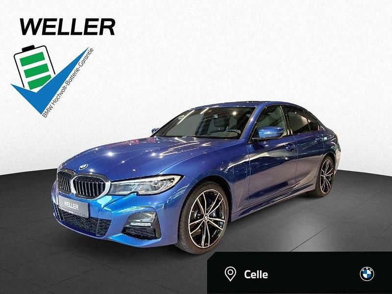 Portimao blau (blau) Gebraucht 2021 BMW 330e M Sport Limousine | 36.450 € (Fairer Preis) - Bild 1/4