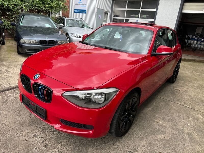 Rot Gebraucht 2011 BMW 116 Performance Kleinwagen | 9.000 € (Fairer Preis) - Bild 1/4