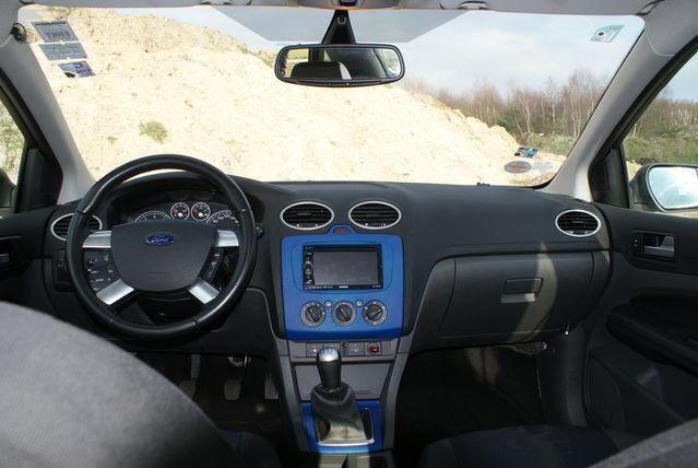 Gebraucht Ford Focus 101 PS (74 kW) 2007 Silber metallic Limousine