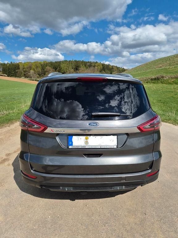 Occasion Ford S-MAX Titanium 179 ch (131 kW) 2018 Gris Monospace