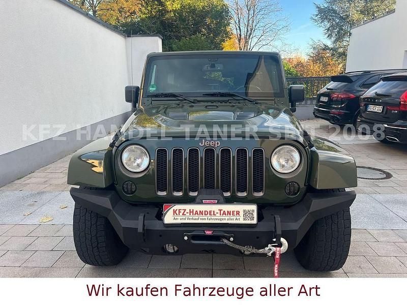 Gebraucht Jeep Wrangler Unlimited 200 PS (147 kW) 2016 Sarge green SUV