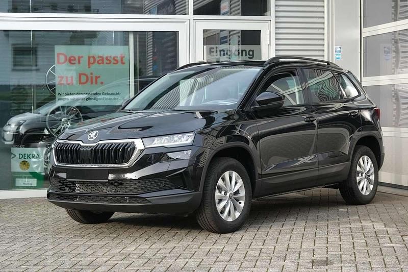 Black magic perleffekt Neu 2025 Skoda Karoq SUV | 34.785 € (Fairer Preis) - Bild 1/4