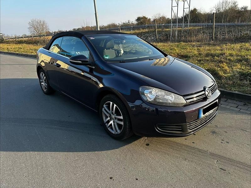 Gebraucht VW Golf Cabriolet 105 PS (77 kW) 2012 Violet Cabrio