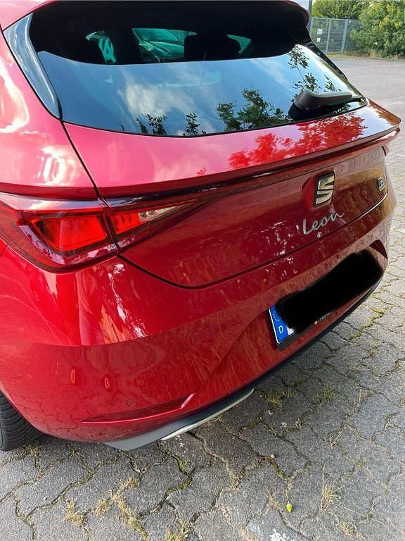 Gebraucht Seat Leon FR 204 PS (150 kW) 2020 Rot Limousine