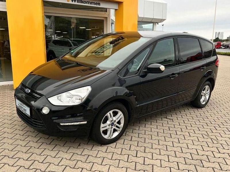Schwarz Gebraucht 2014 Ford S-MAX S Van / Kleinbus | 4.490 € - Bild 1/4
