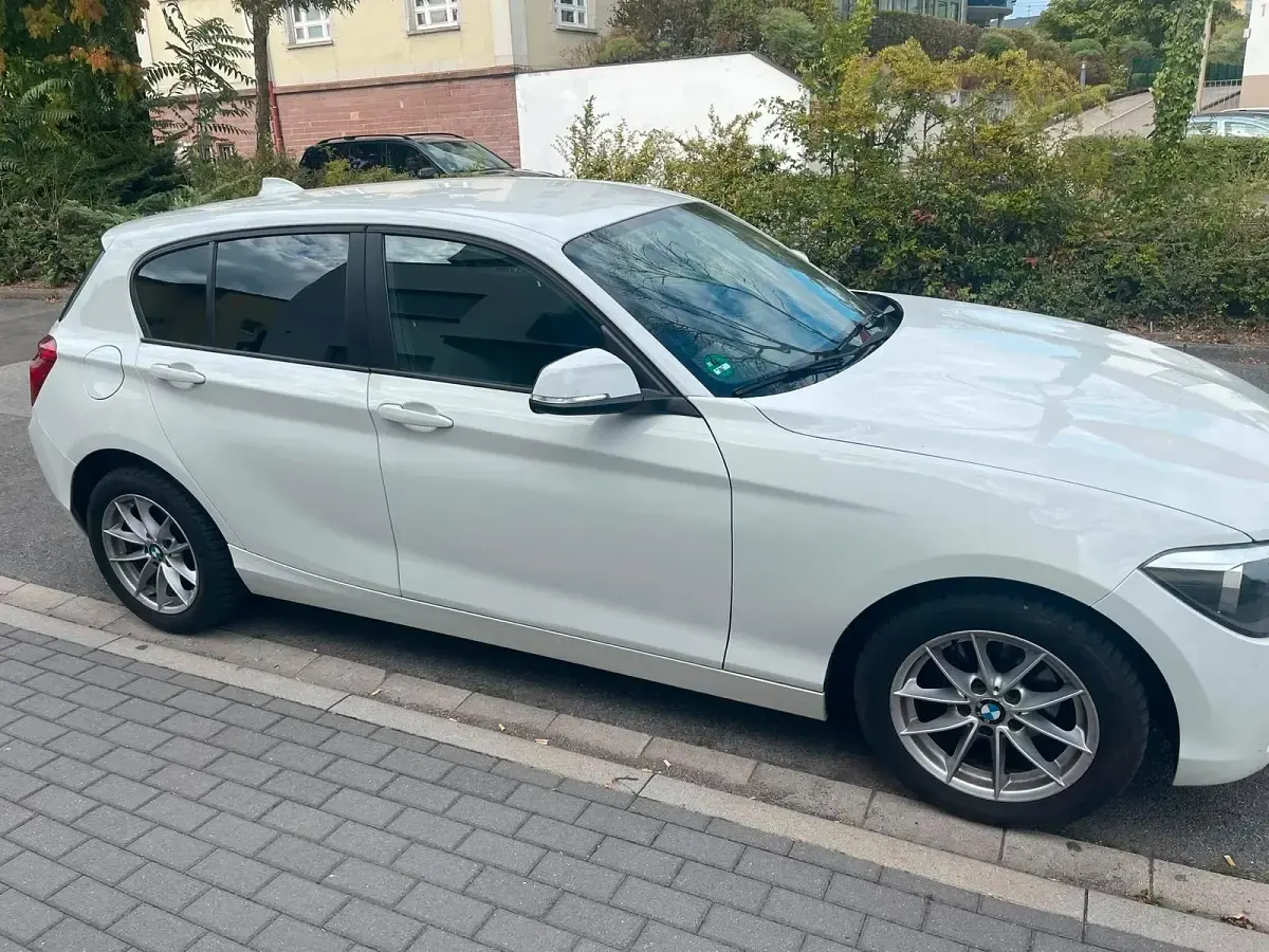 Gebraucht BMW 116 136 PS (100 kW) 2012 Weiß Kleinwagen