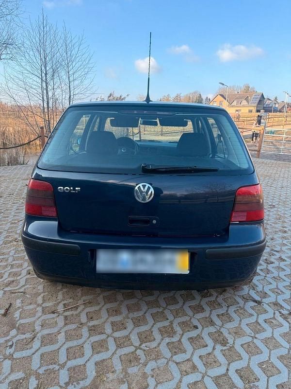 Gebraucht VW Golf IV Basis 75 PS (55 kW) 2002 Blau Limousine