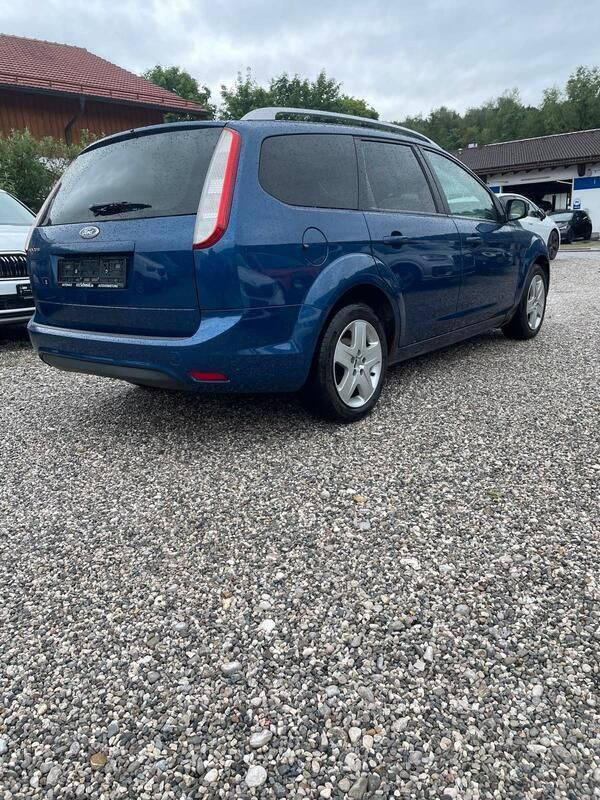 Blau Gebraucht 2008 Ford Focus Kombi | 1.300 € (Superpreis) - Bild 1/4