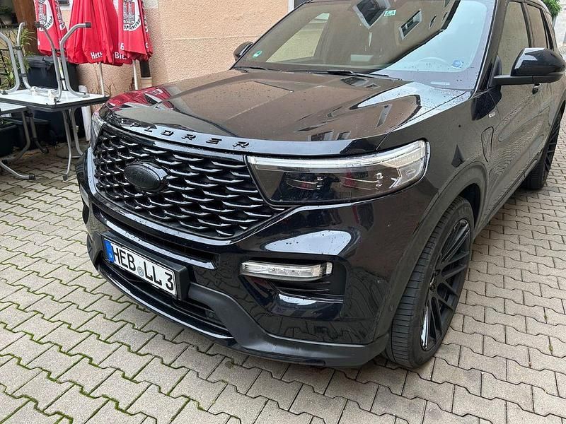 Schwarz Gebraucht 2021 Ford Explorer ST-Line SUV | 45.000 € (Etwas zu teuer) - Bild 1/4