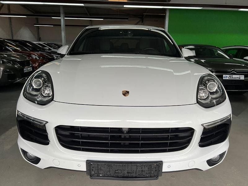 Gebraucht Porsche Cayenne 262 PS (192 kW) 2015 Weiß SUV