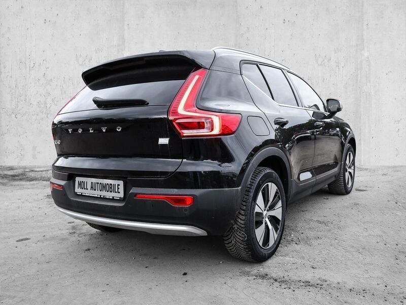 Gebraucht Volvo XC40 Core 211 PS (155 kW) 2023 Stone) / solid (schwarz SUV