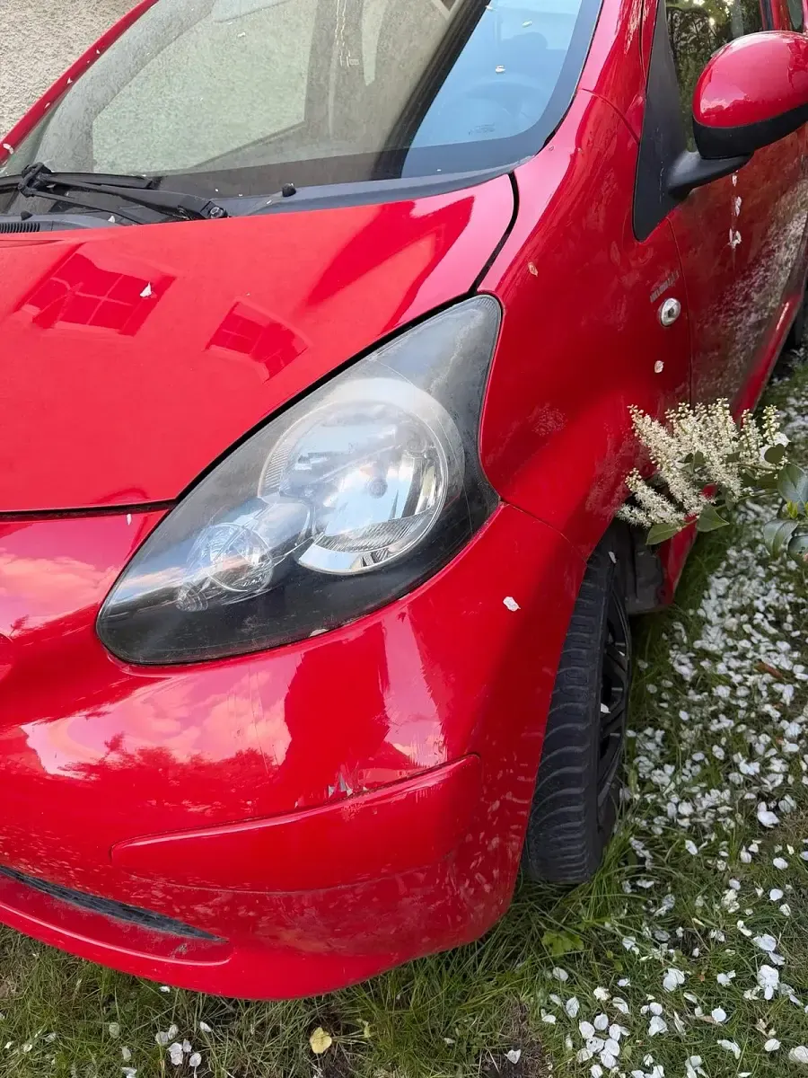 Gebraucht Toyota Aygo 68 PS (50 kW) 2007 Rot Kleinwagen