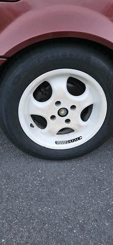 Gebraucht Audi 80 Sport 116 PS (85 kW) 1992 Rot Limousine