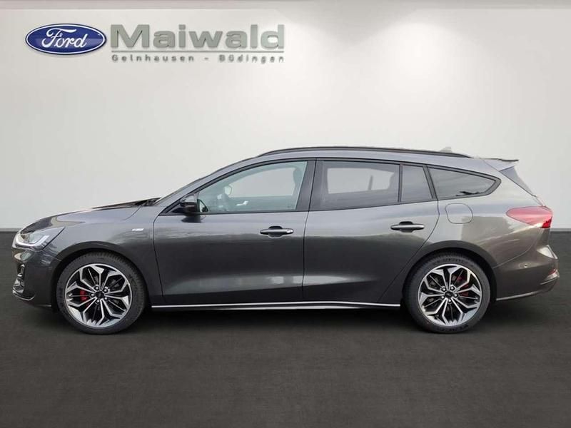 Neu Ford Focus ST-Line X 155 PS (114 kW) 2025 Magneticgrau (metallic) Kombi