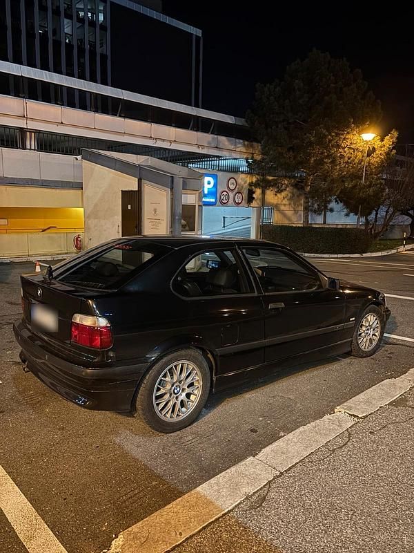 Gebraucht BMW 323 170 PS (125 kW) 1998 Schwarz Coupé