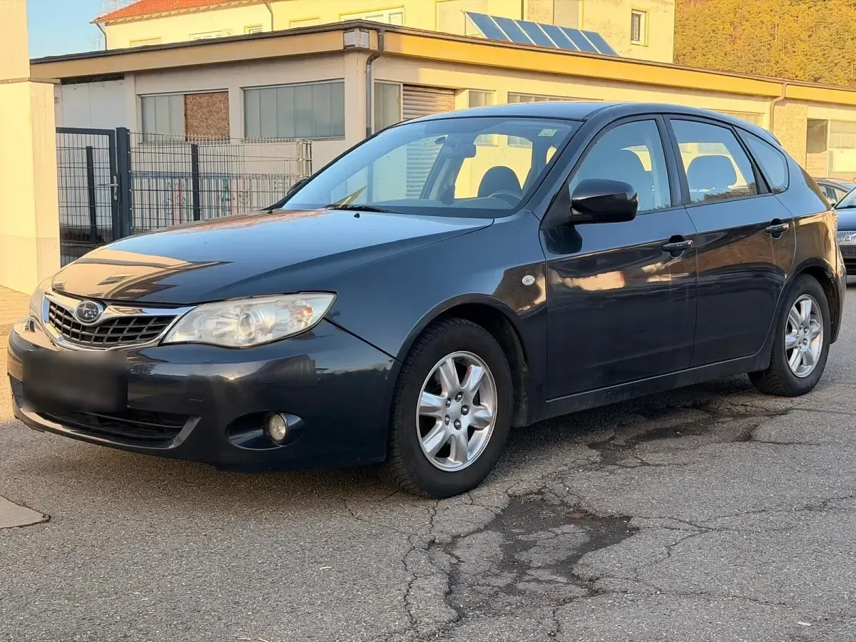 Gebraucht Subaru Impreza 107 PS (78 kW) 2008 Schwarz Kleinwagen
