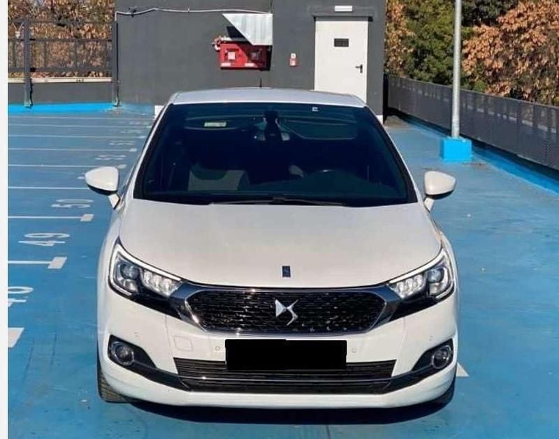 Gebraucht 2016 Citroën DS4 So Chic Kleinwagen | 9.000 € - Bild 1/4