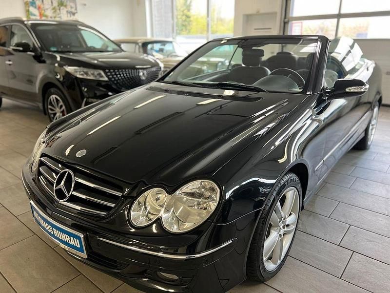 Schwarz Gebraucht 2006 Mercedes CLK200 Cabrio | 11.990 € (Teuer) - Bild 1/4